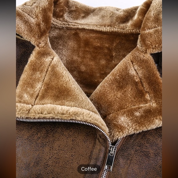 Men’s Fur and Slim Suede Jacket - Picture 3 of 6